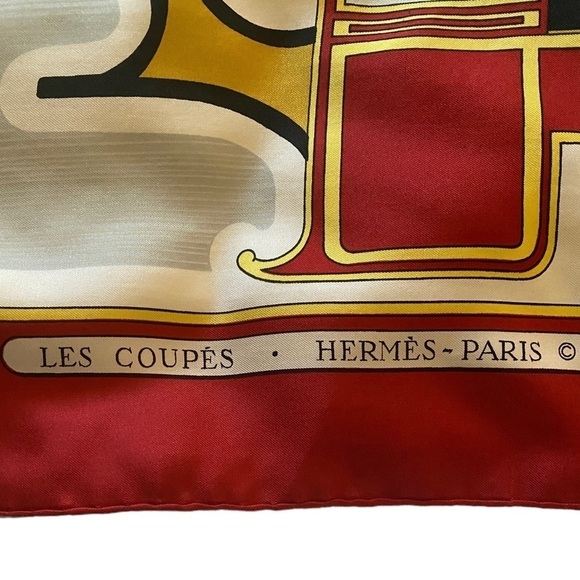 Vintage HERMES Les Coupes Scarf in red by Francoise de la Perriere 70s - Picture 9 of 13